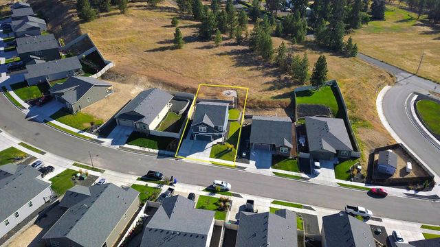 8211 S Avery Rd, Cheney, WA 99004
