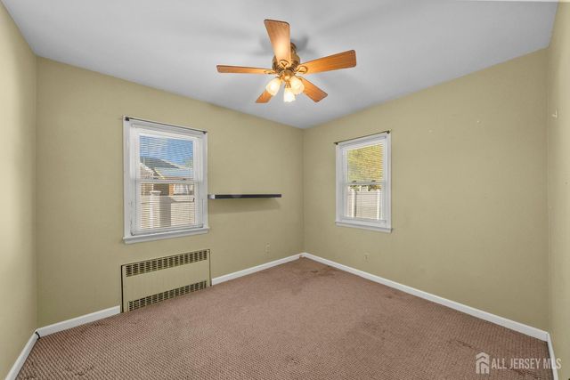 176 Grenville Street, Woodbridge Proper, NJ 07095