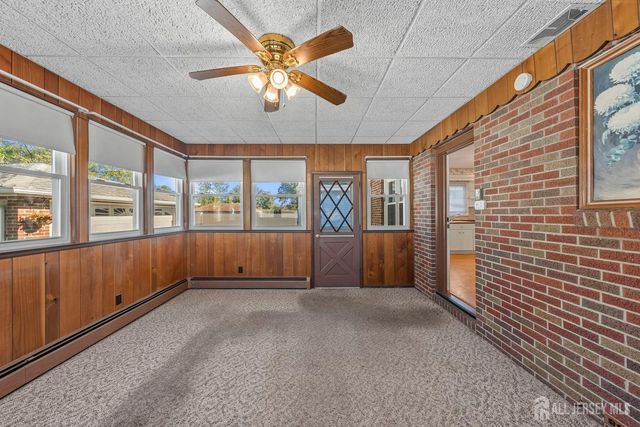 176 Grenville Street, Woodbridge Proper, NJ 07095