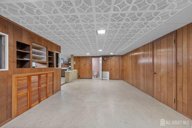 176 Grenville Street, Woodbridge Proper, NJ 07095