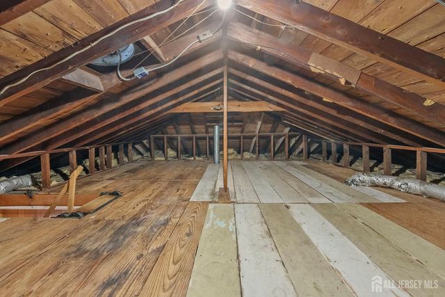 176 Grenville Street, Woodbridge Proper, NJ 07095