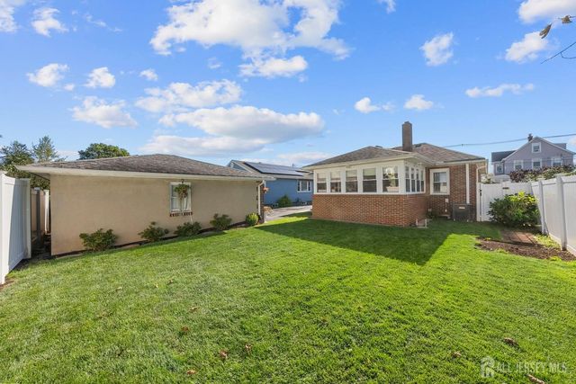 176 Grenville Street, Woodbridge Proper, NJ 07095