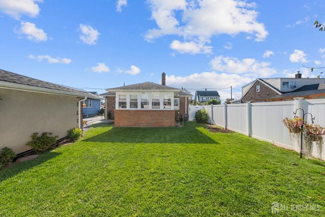 176 Grenville Street, Woodbridge Proper, NJ 07095