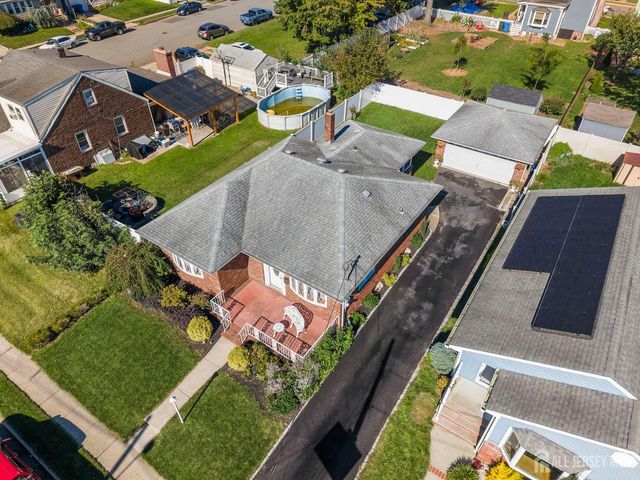 176 Grenville Street, Woodbridge Proper, NJ 07095