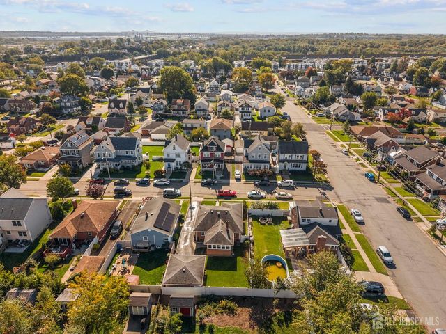 176 Grenville Street, Woodbridge Proper, NJ 07095
