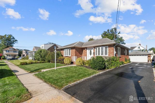 176 Grenville Street, Woodbridge Proper, NJ 07095