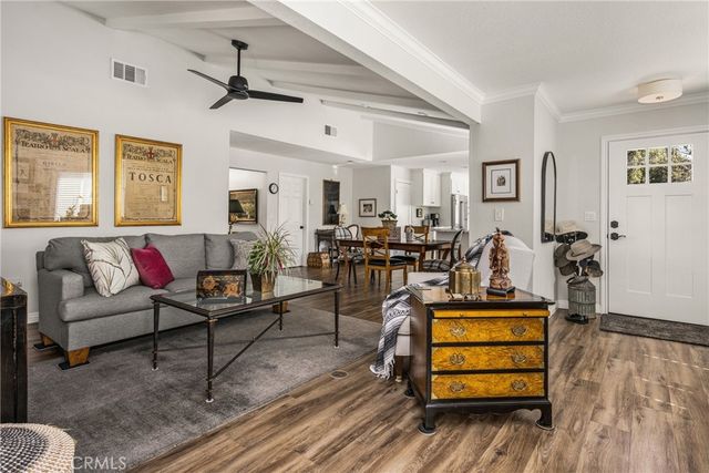 2508 Park Lake, Santa Ana, CA 92705