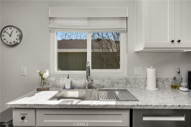 2508 Park Lake, Santa Ana, CA 92705