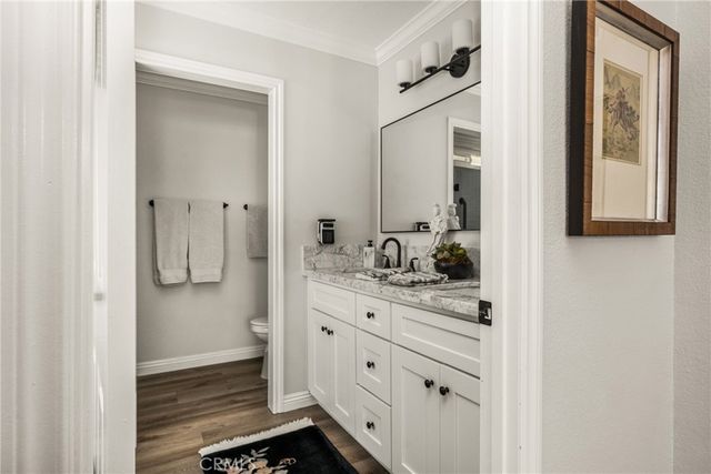 2508 Park Lake, Santa Ana, CA 92705