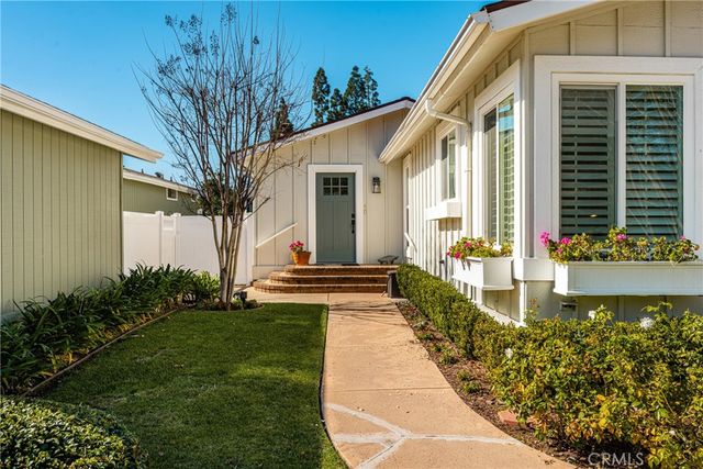 2508 Park Lake, Santa Ana, CA 92705