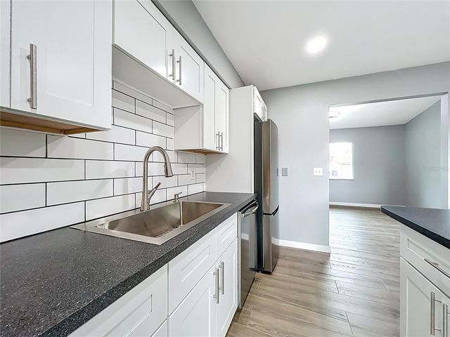 6848 COMPASS COURT, Orlando, FL 32810