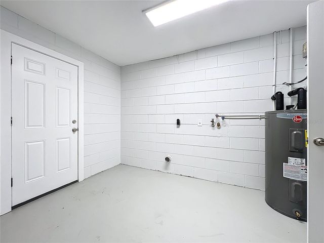 6848 COMPASS COURT, Orlando, FL 32810