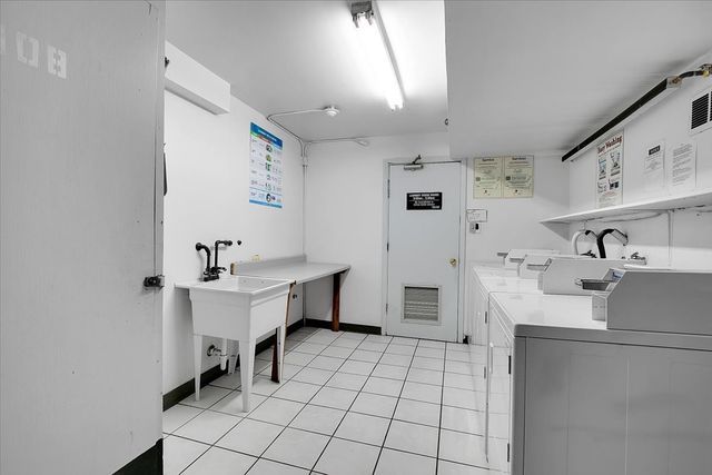 10310 Ridgeland Avenue 208, Chicago Ridge, IL 60415