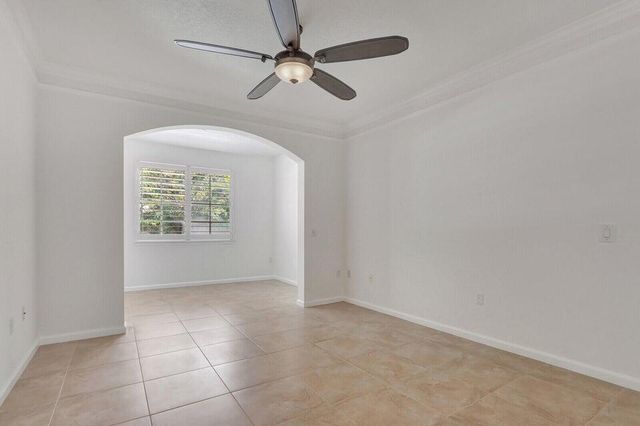 7101 MYRTLEWOOD Circle W, Palm Beach Gardens, FL 33418