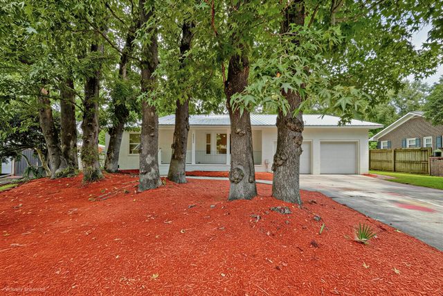 1232 Silverleaf Circle, Charleston, SC 29412