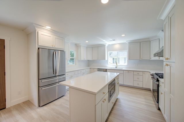 1232 Silverleaf Circle, Charleston, SC 29412