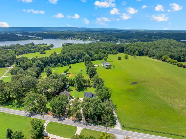 2607 Old Tullahoma Rd, Winchester, TN 37398