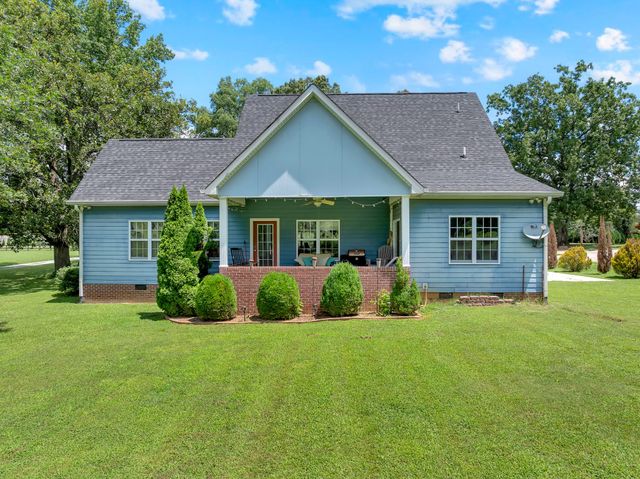 2607 Old Tullahoma Rd, Winchester, TN 37398