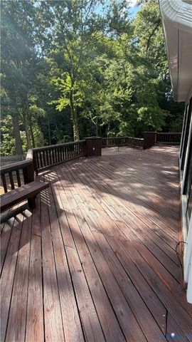 5501 Buxton Ct, Chester, VA 23831
