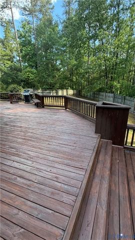 5501 Buxton Ct, Chester, VA 23831
