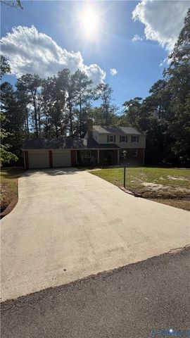 5501 Buxton Ct, Chester, VA 23831