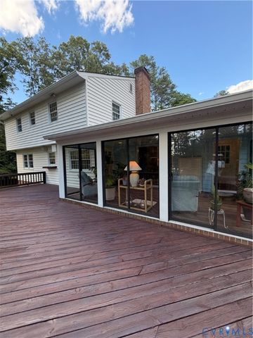 5501 Buxton Ct, Chester, VA 23831