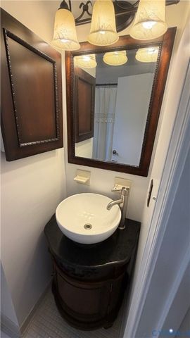 5501 Buxton Ct, Chester, VA 23831
