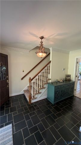 5501 Buxton Ct, Chester, VA 23831