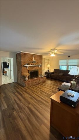 5501 Buxton Ct, Chester, VA 23831