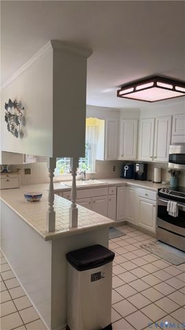 5501 Buxton Ct, Chester, VA 23831