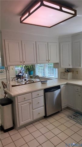 5501 Buxton Ct, Chester, VA 23831