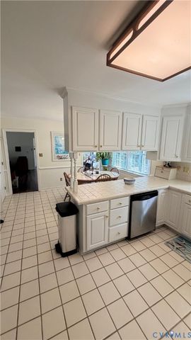 5501 Buxton Ct, Chester, VA 23831