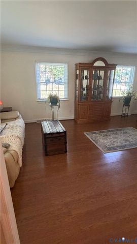 5501 Buxton Ct, Chester, VA 23831