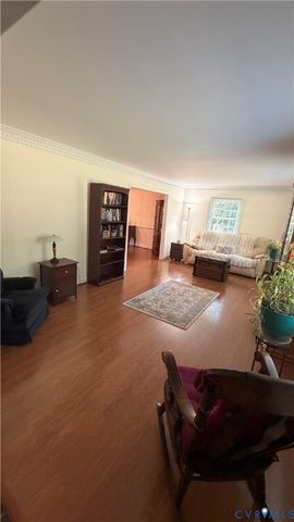 5501 Buxton Ct, Chester, VA 23831