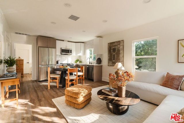 2826 Macon Street, Los Angeles, CA 90065