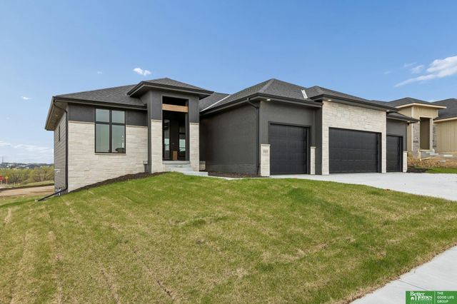5602 N 198th Street, Elkhorn, NE 68022