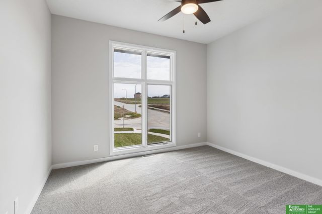5602 N 198th Street, Elkhorn, NE 68022