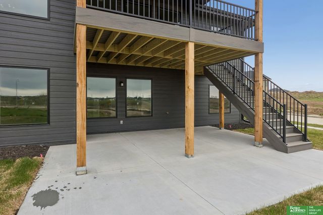 5602 N 198th Street, Elkhorn, NE 68022