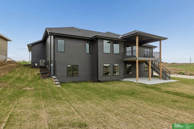 5602 N 198th Street, Elkhorn, NE 68022