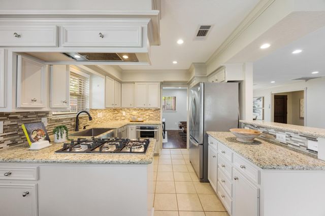 9130 Rangely Drive, Houston, TX 77055