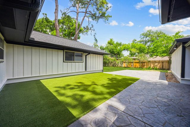 9130 Rangely Drive, Houston, TX 77055
