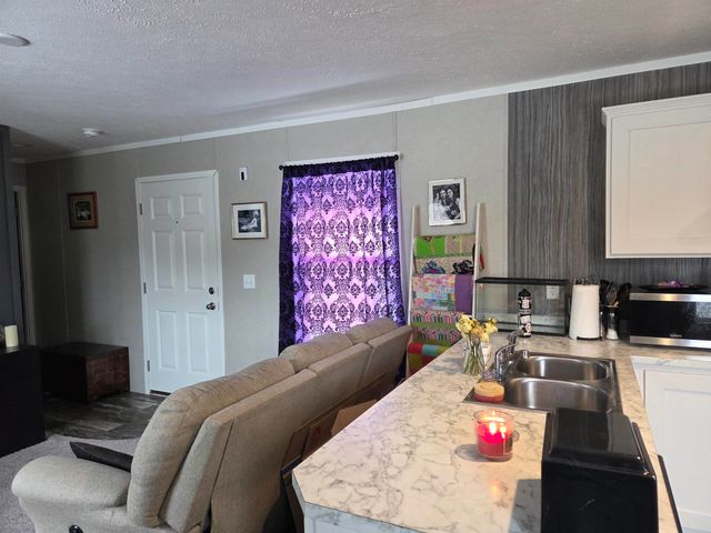 21 Turkey Jim Road, Campton, NH 03223