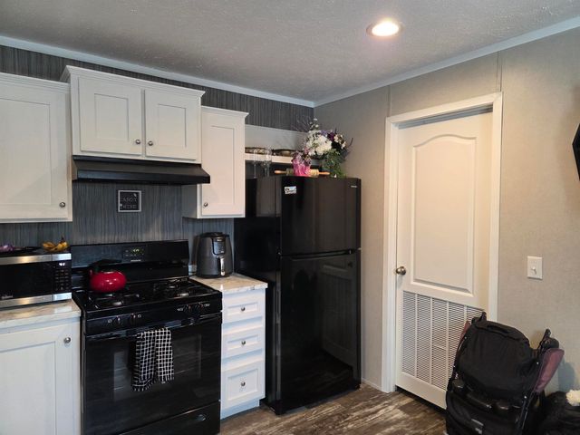 21 Turkey Jim Road, Campton, NH 03223