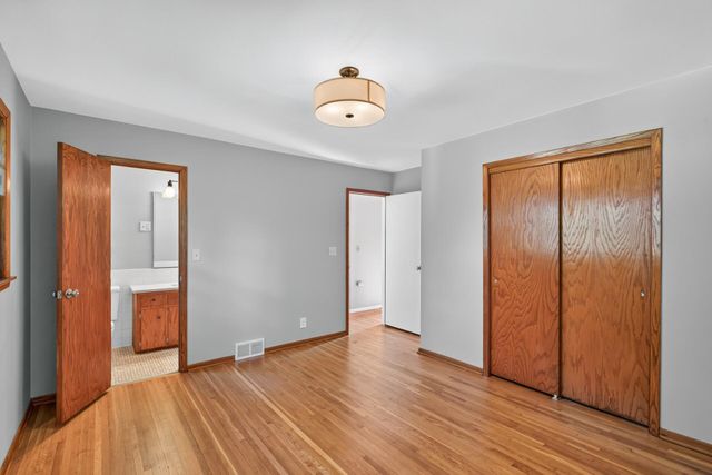 4000 Baker Road, Minnetonka, MN 55305