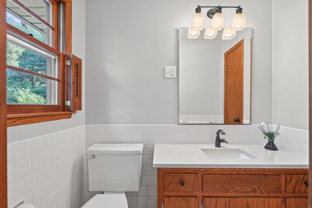 4000 Baker Road, Minnetonka, MN 55305