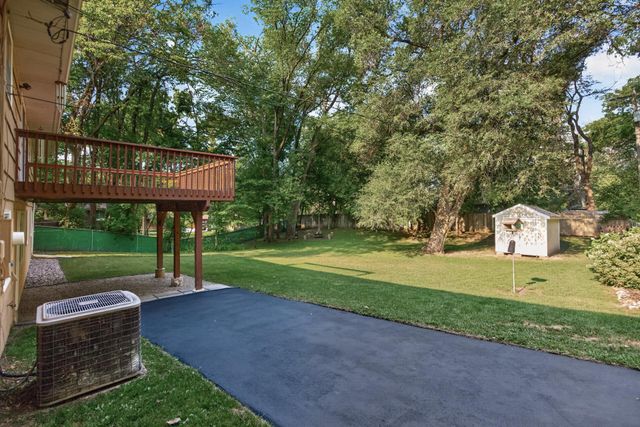 4000 Baker Road, Minnetonka, MN 55305