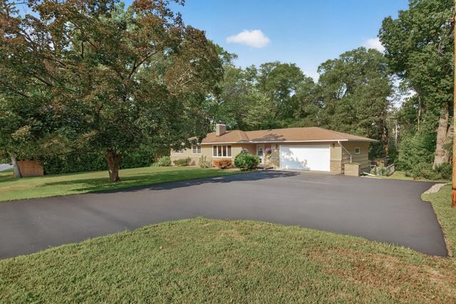4000 Baker Road, Minnetonka, MN 55305