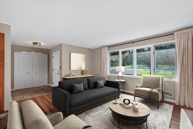 4000 Baker Road, Minnetonka, MN 55305