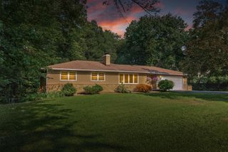 4000 Baker Road, Minnetonka, MN 55305