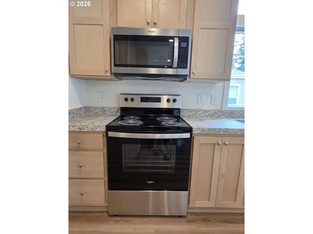 7940 Se Posey, Milwaukie, OR 97267